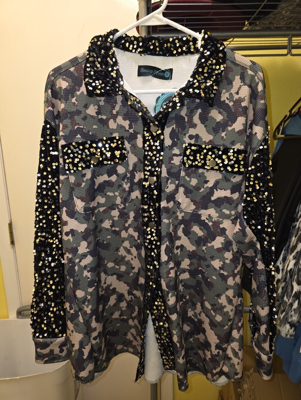 Sterling Kreek Bold & Classy Shacket - BNWT